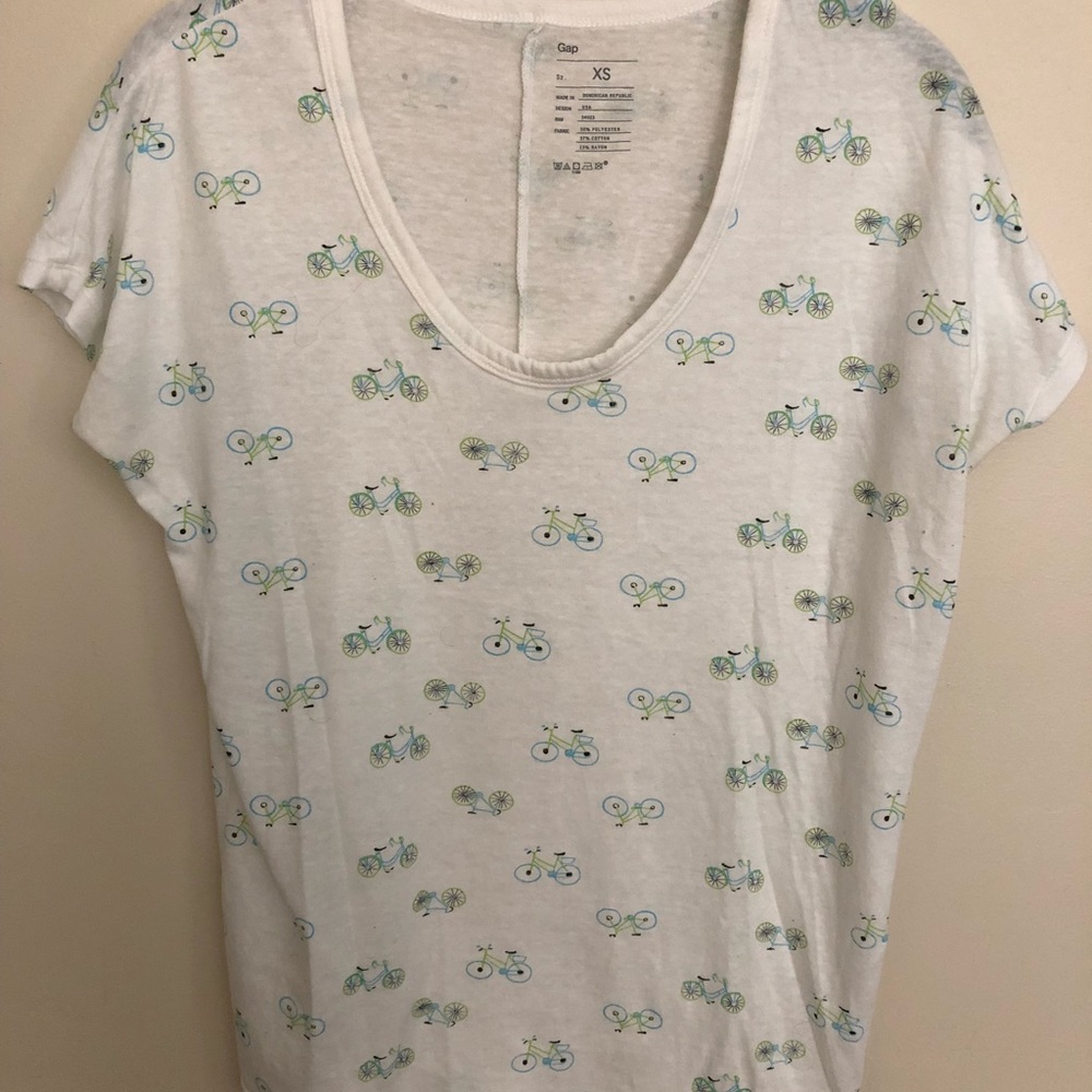 GAP bicycle T  🚲